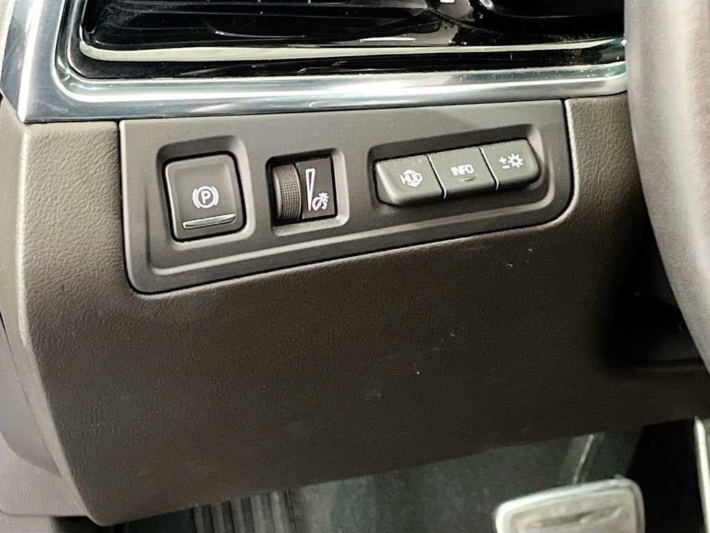 Used 2022 Cadillac XT6 Sport w/ Platinum Package image 10