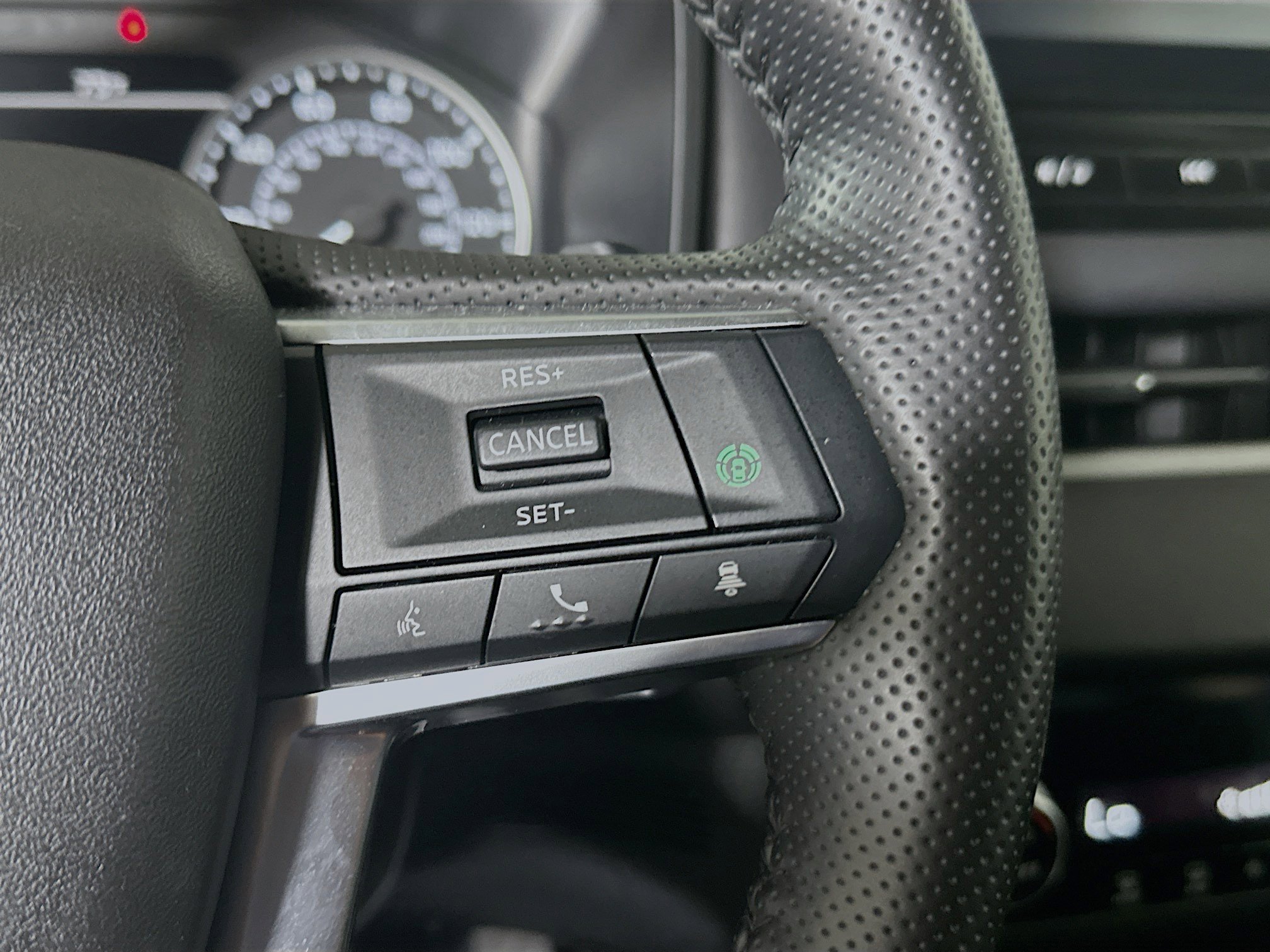 Used 2025 Mitsubishi Outlander SE FWD image 17