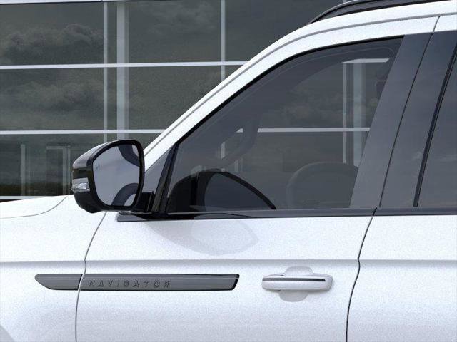 New 2025 Lincoln Navigator Reserve w/ Jet Appearance Package image 20