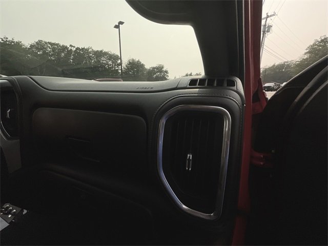 Certified 2022 GMC Sierra 3500 SLE w/ X31 Off-Road Package image 28