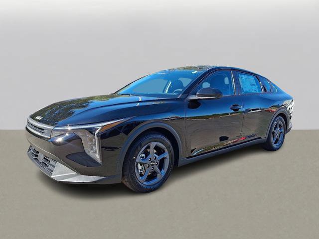 New 2025 Kia K4 LXS image 2