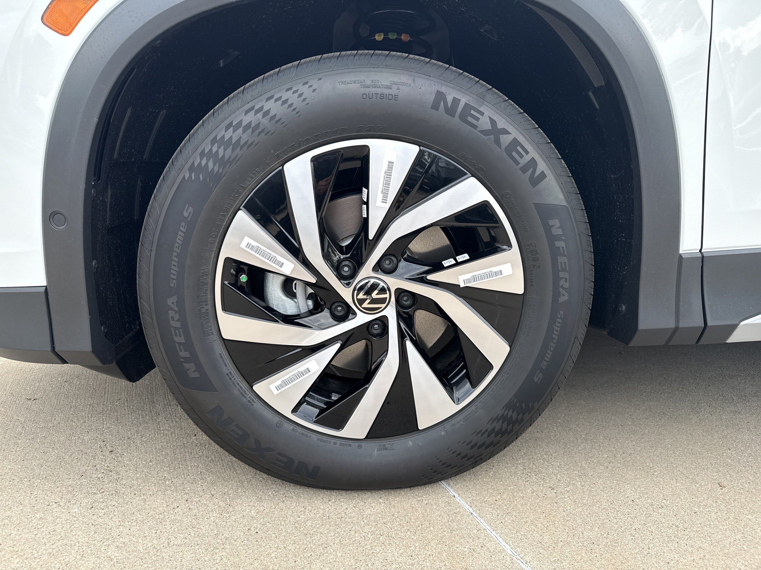 New 2026 Volkswagen Tiguan S FWD image 27