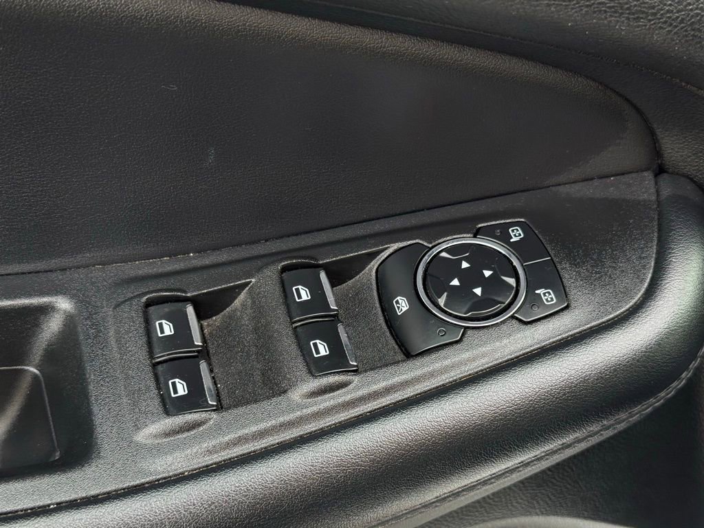Used 2024 Ford Edge SEL image 21