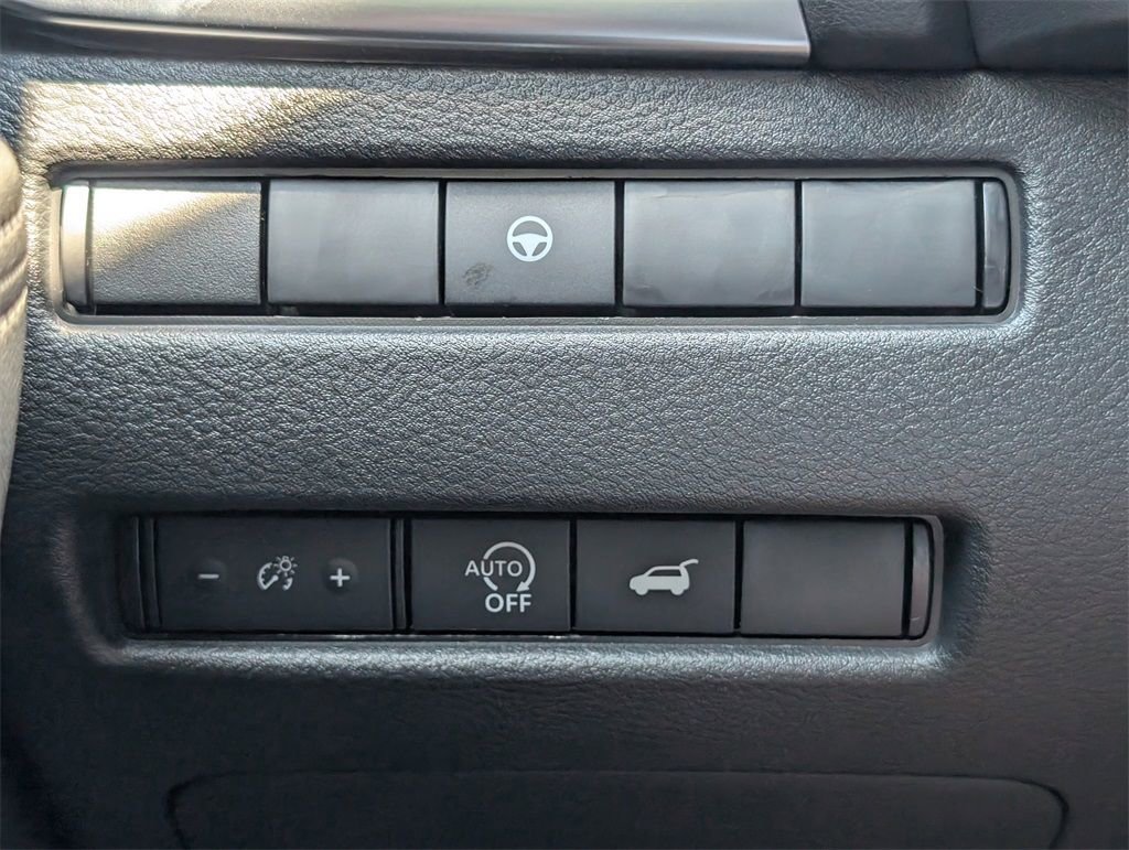New 2026 Nissan Rogue SV FWD image 25