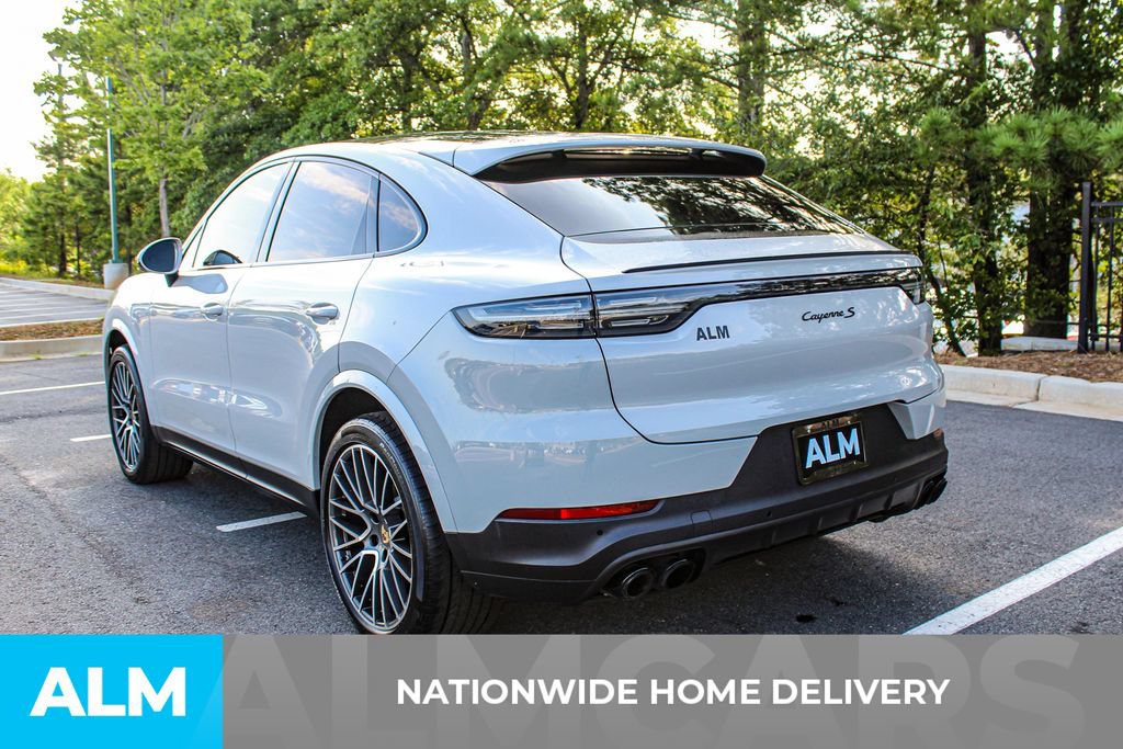 Used 2023 Porsche Cayenne S w/ Premium Package AWD/4WD image 4