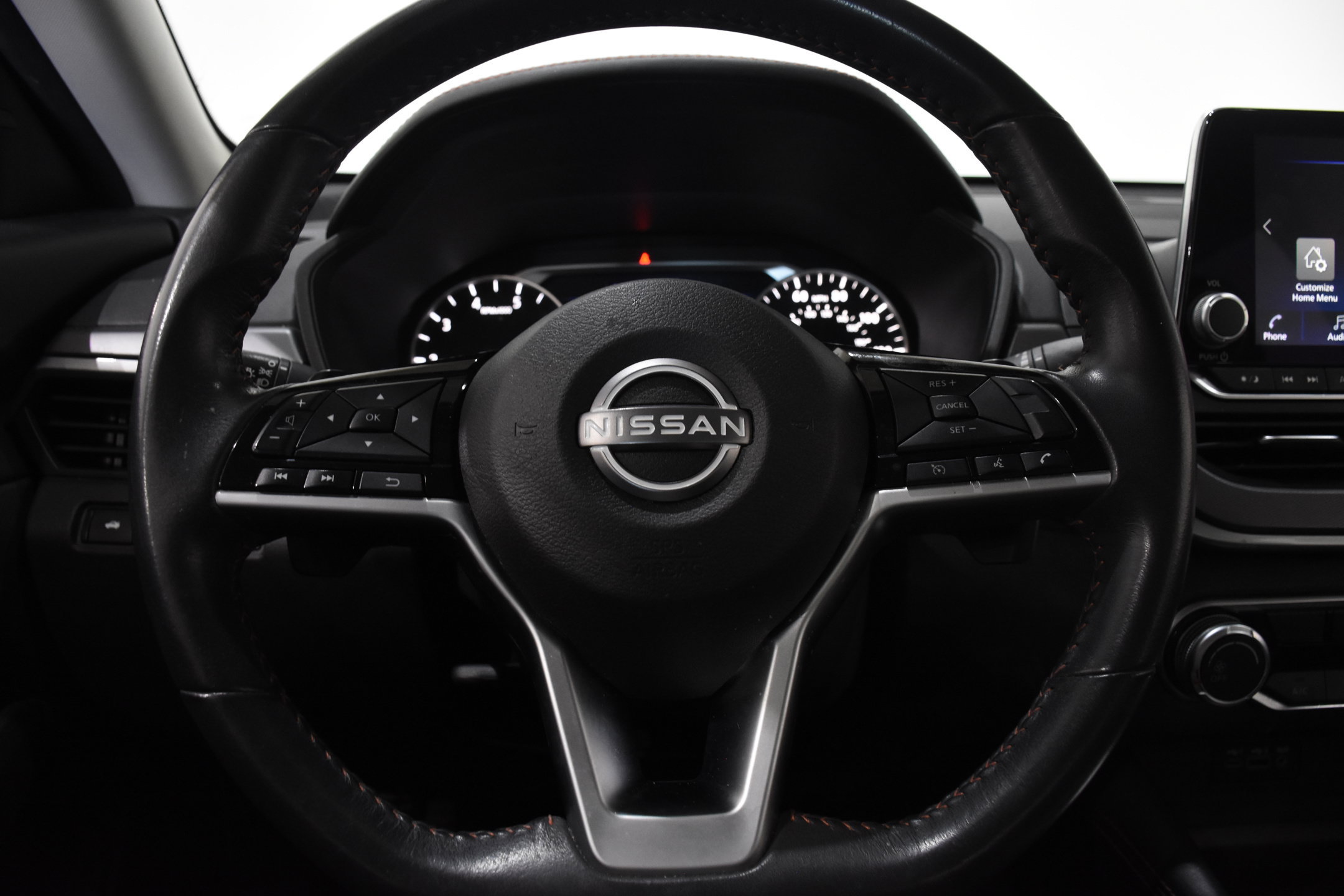 Used 2025 Nissan Altima 2.5 SR FWD image 18