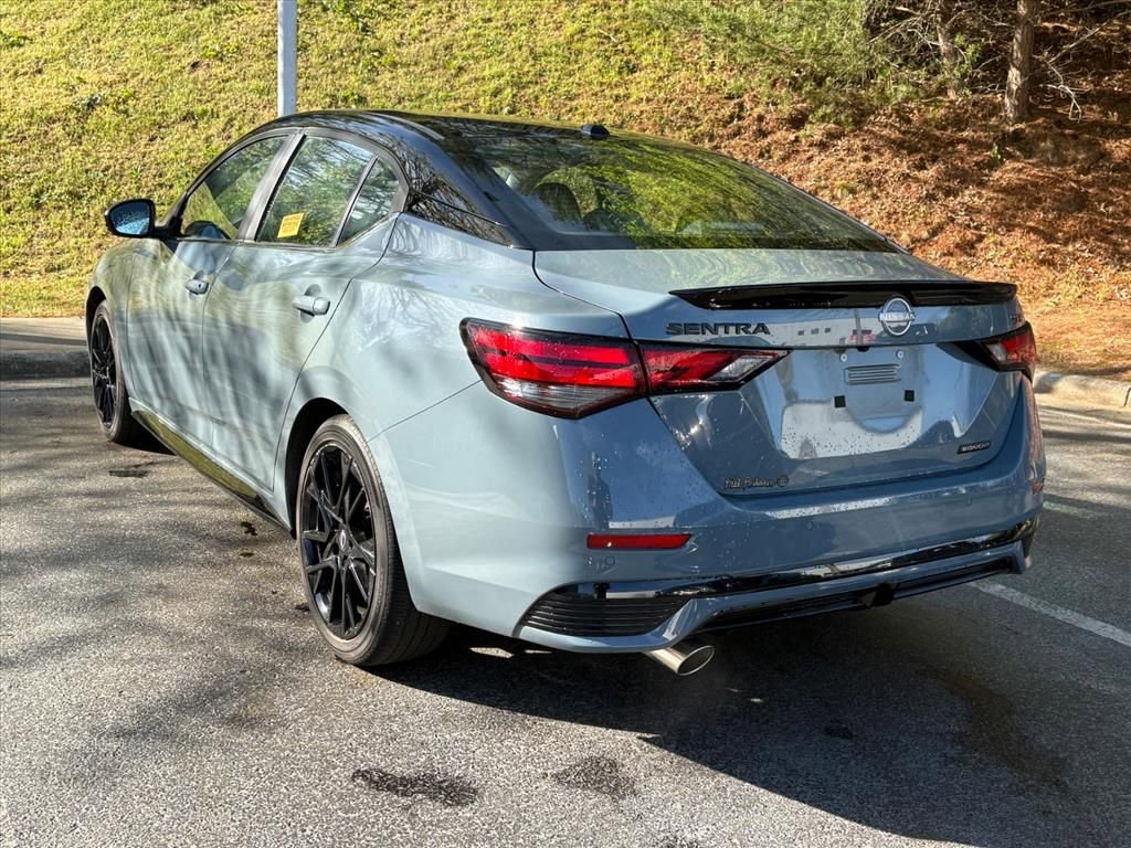 Used 2025 Nissan Sentra SR w/ Midnight Edition FWD image 5