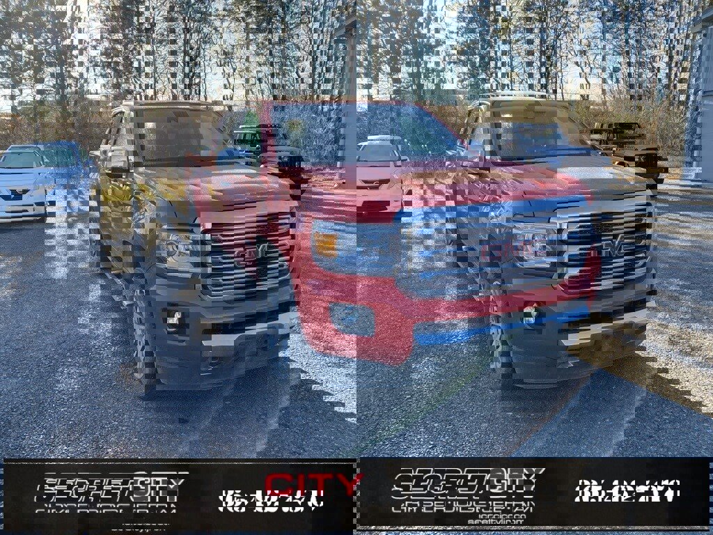 Used 2015 GMC Canyon SLT image 2