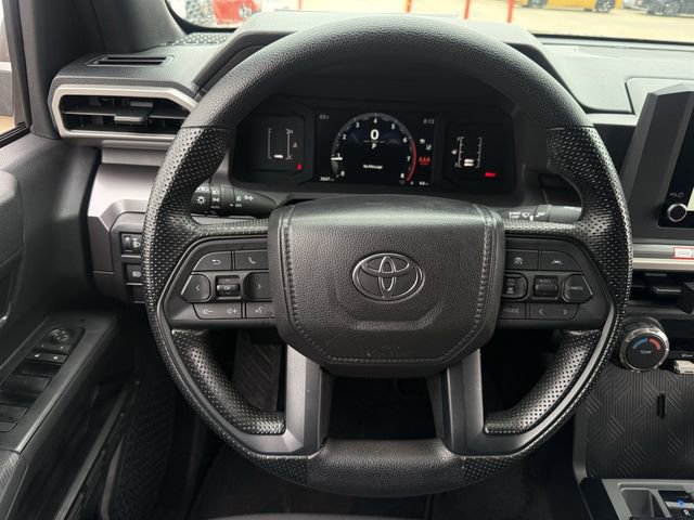 Used 2025 Toyota Tacoma SR5 AWD/4WD image 14