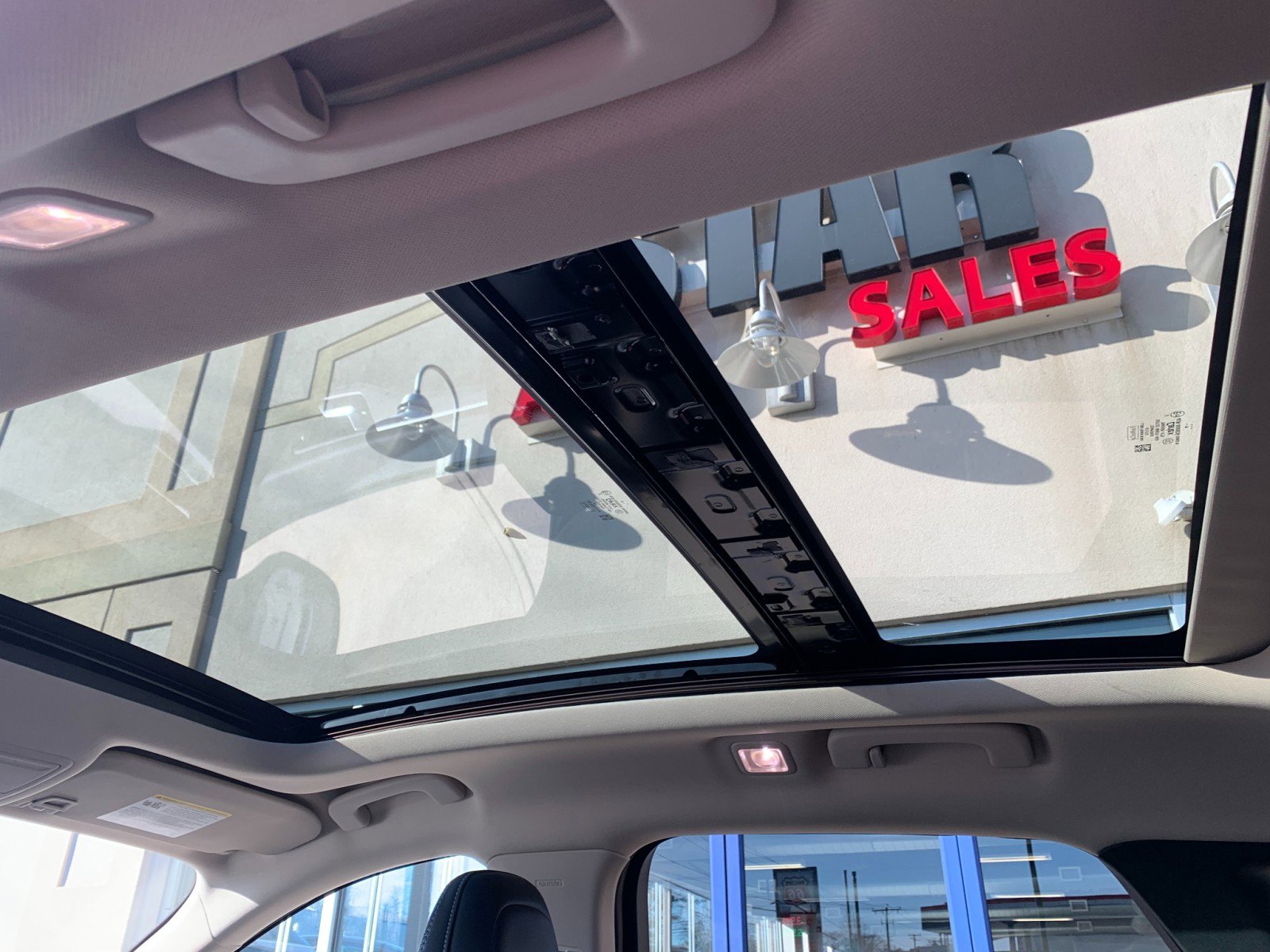 Used 2020 Ford Escape SEL image 26