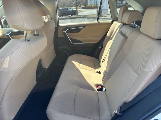 Used 2025 Toyota RAV4 LE image 18