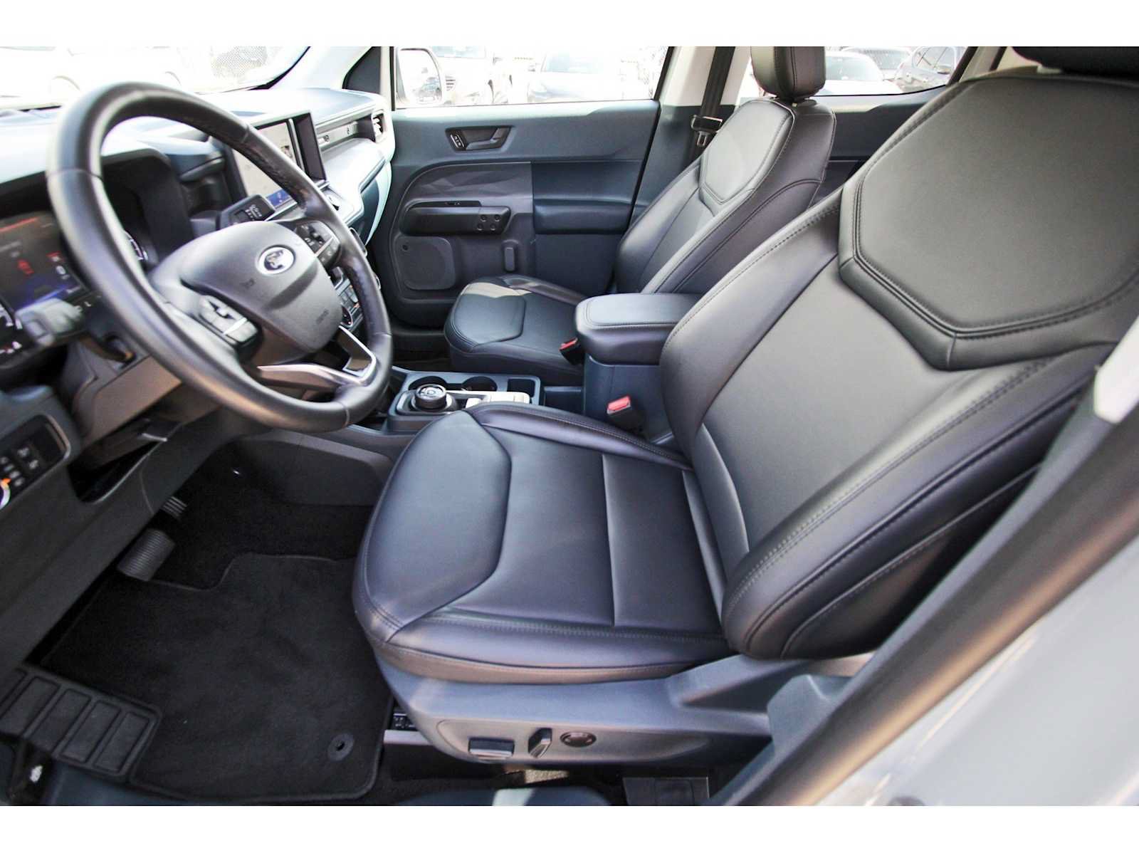Used 2024 Ford Maverick Lariat w/ Black Appearance Package FWD image 11
