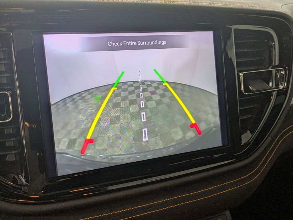 Certified 2023 Dodge Durango R/T w/ Hemi Orange Plus Package image 26