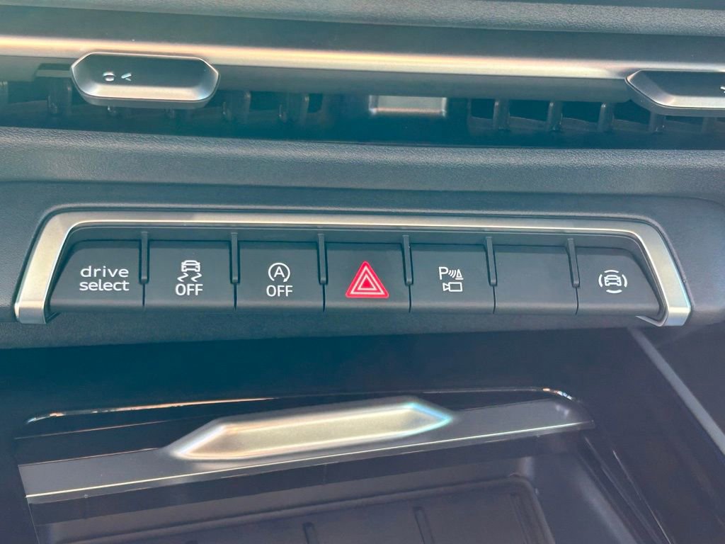 New 2026 Audi Q3 quattro 2.0T image 34