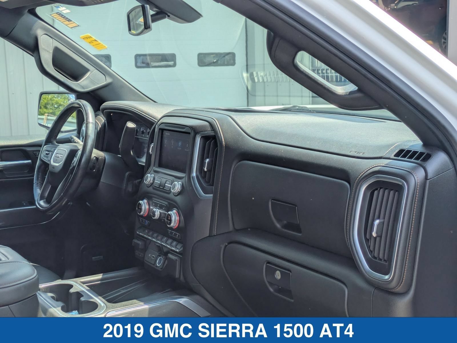 Used 2019 GMC Sierra 1500 AT4 w/ AT4 Premium Package AWD/4WD image 37