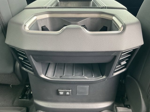 New 2026 Toyota Tundra Limited AWD/4WD image 18