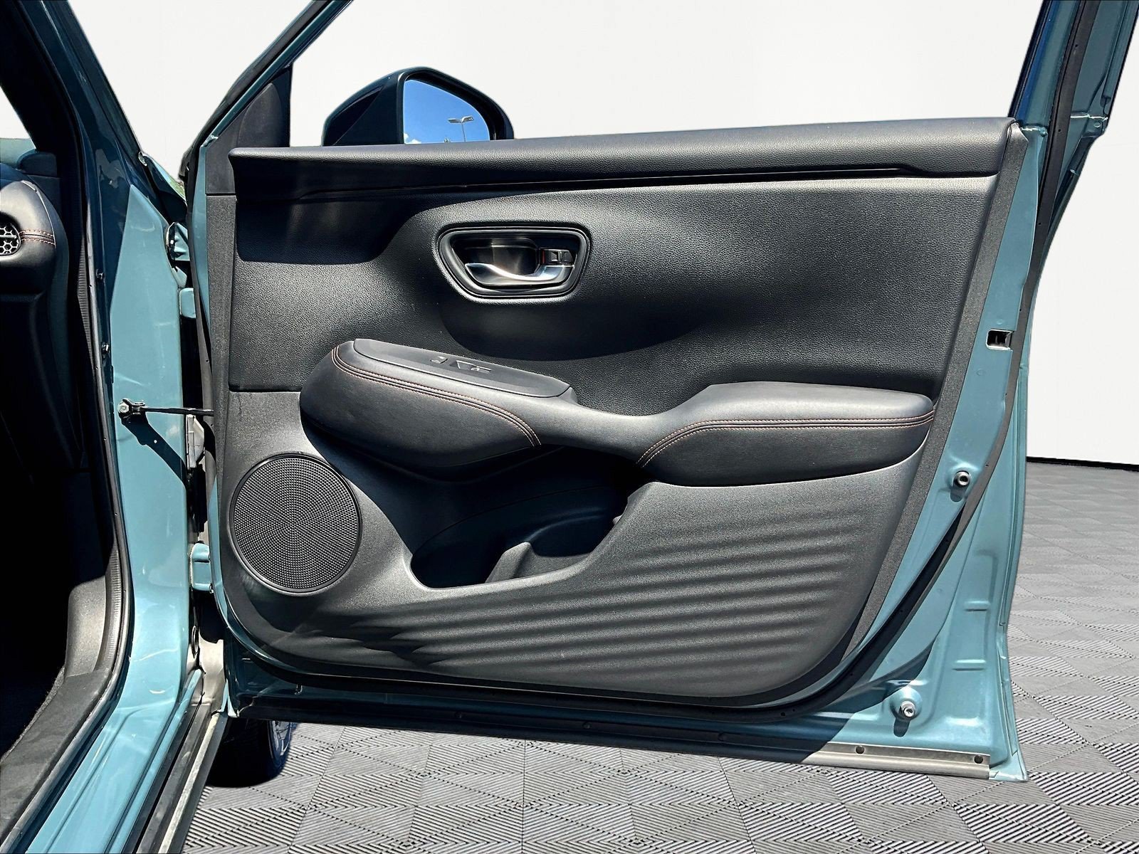 Certified 2024 Honda HR-V Sport image 28