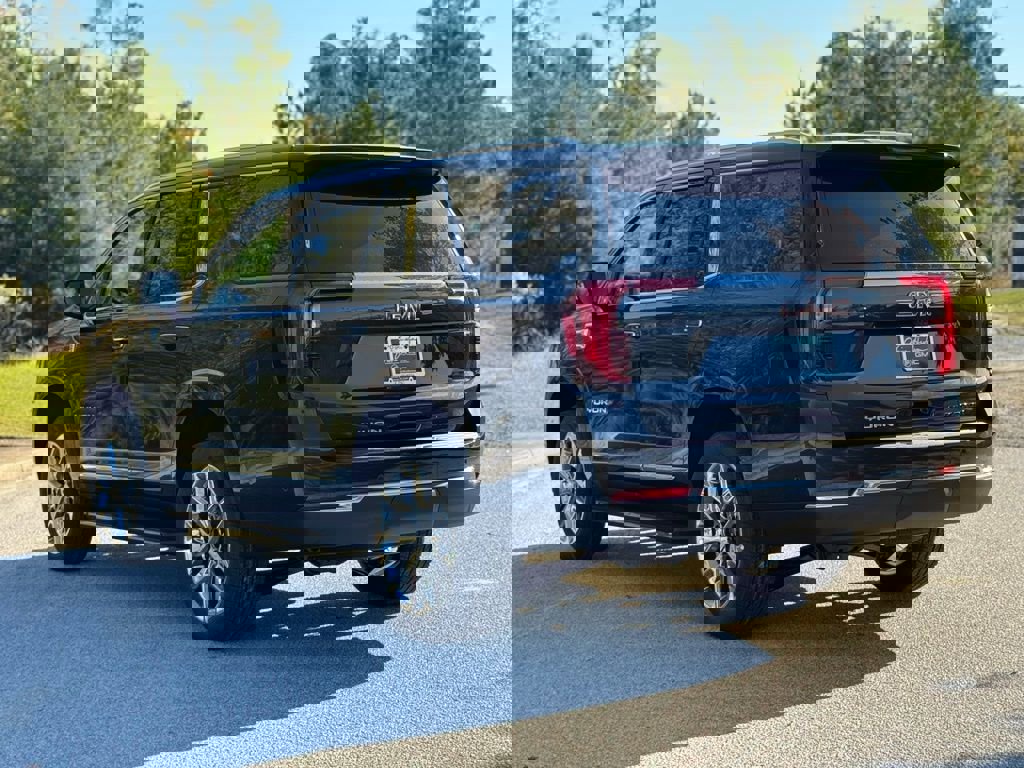 New 2026 GMC Yukon Elevation image 11