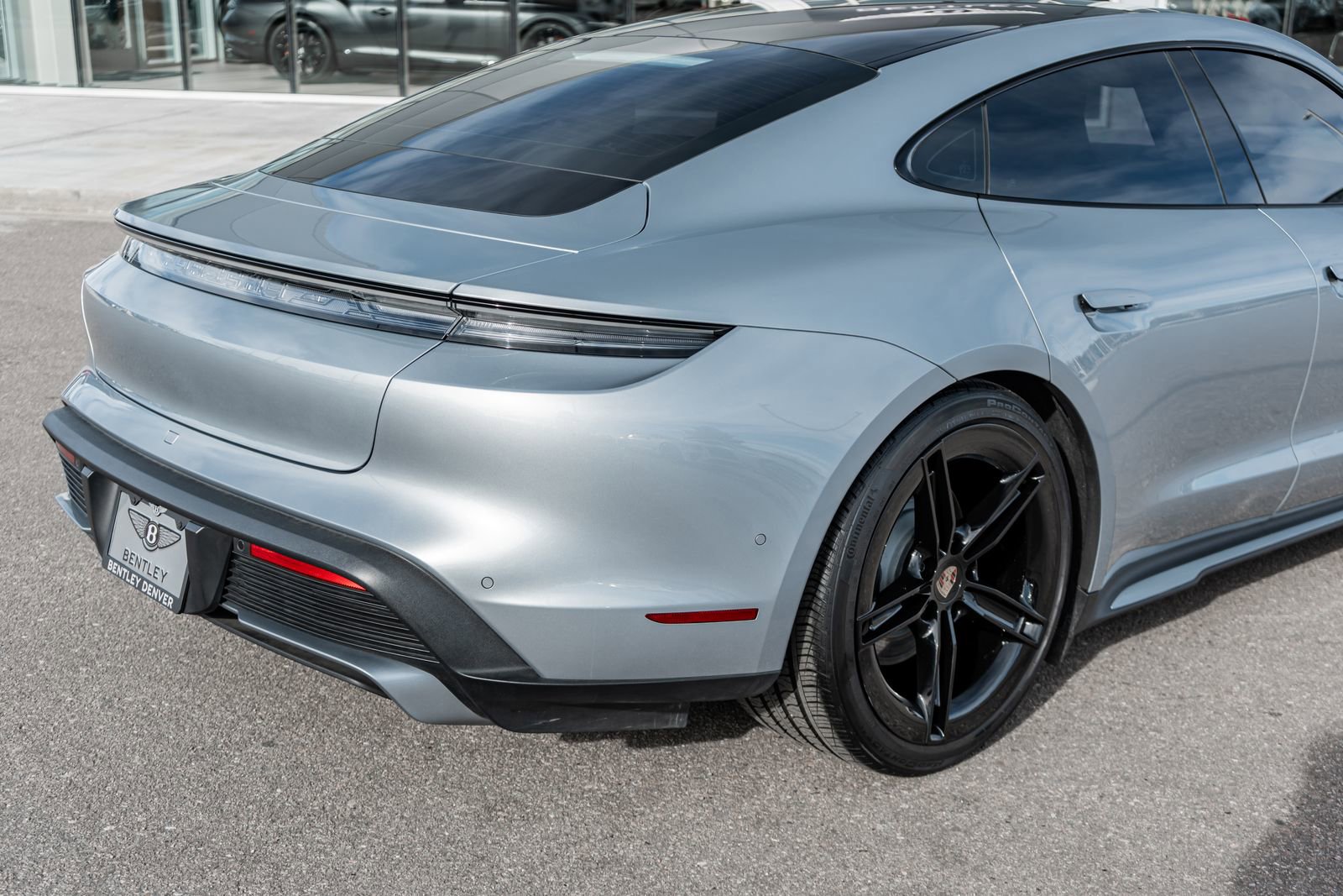 Used 2025 Porsche Taycan image 13