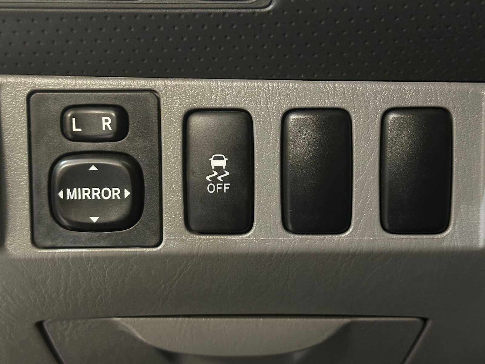 Used 2012 Toyota Tacoma 2WD Access Cab w/ Convenience Pkg image 14