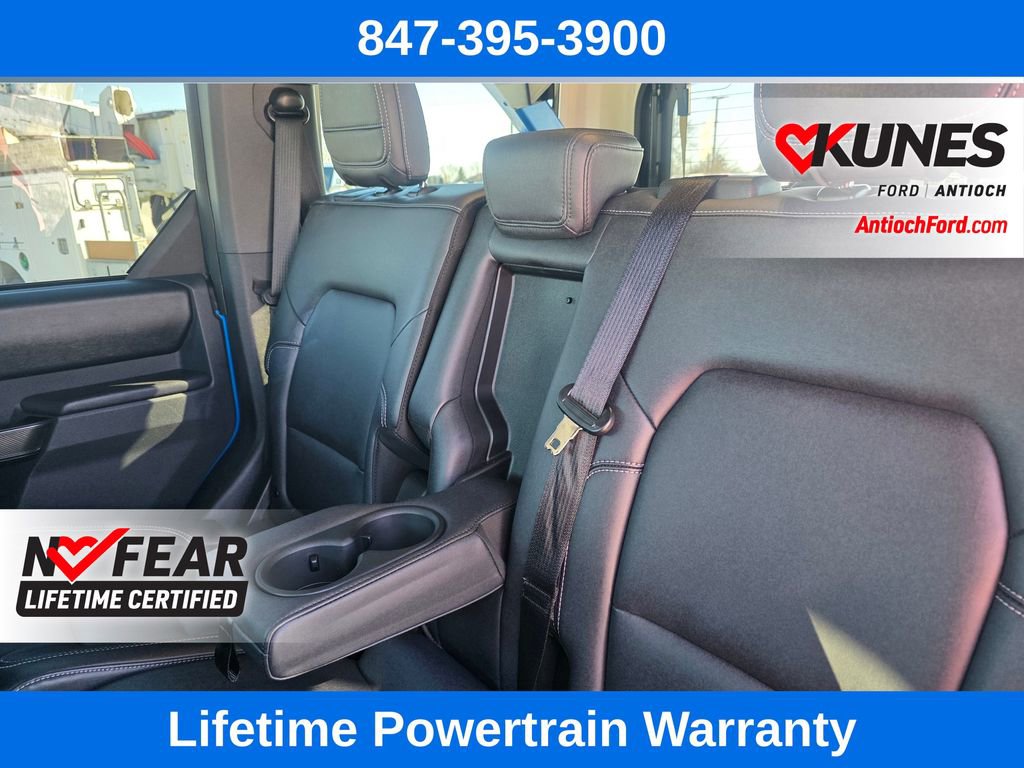 Used 2025 Ford Bronco Badlands image 25