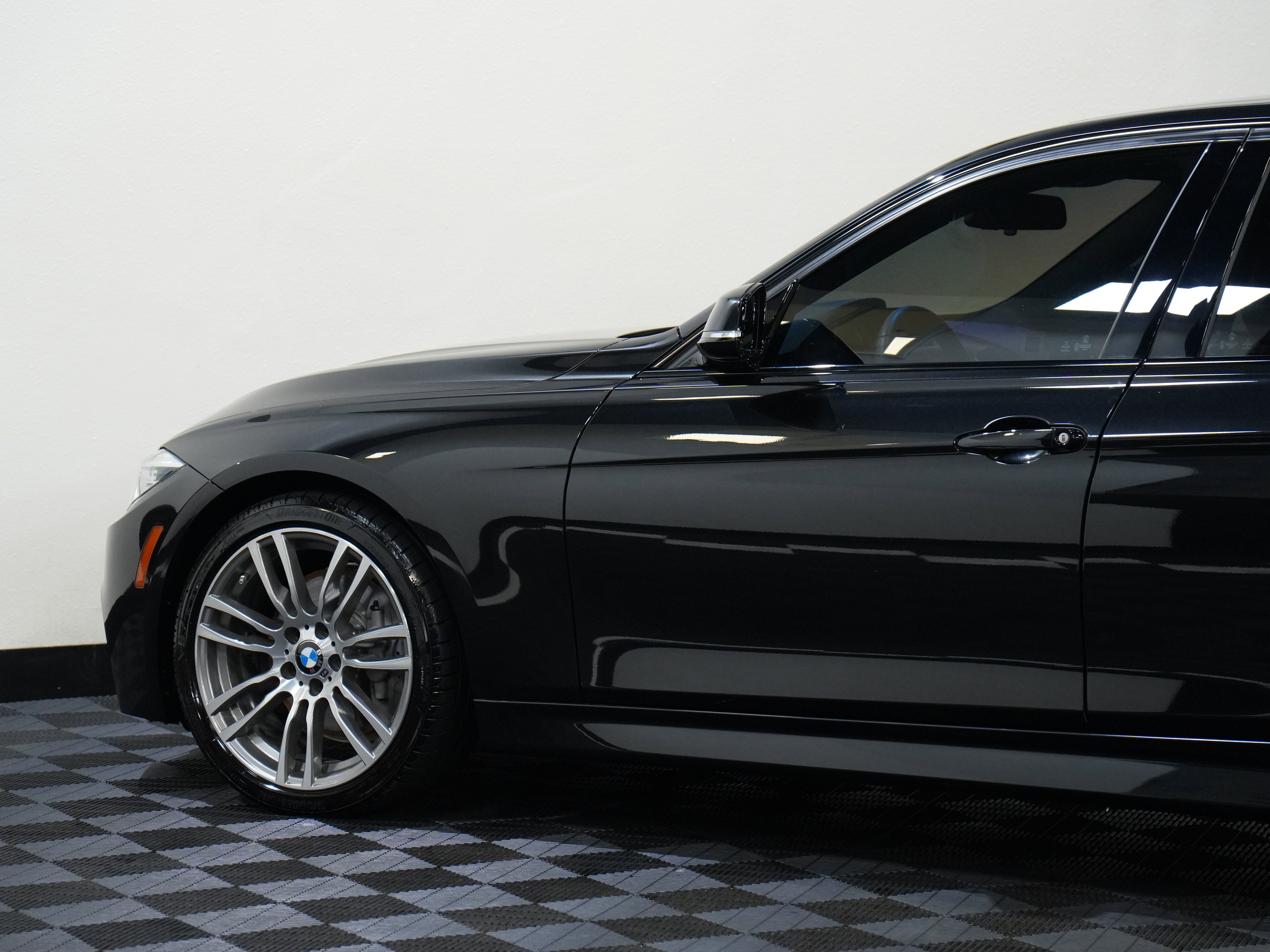 Used 2017 BMW 340i Sedan RWD image 19