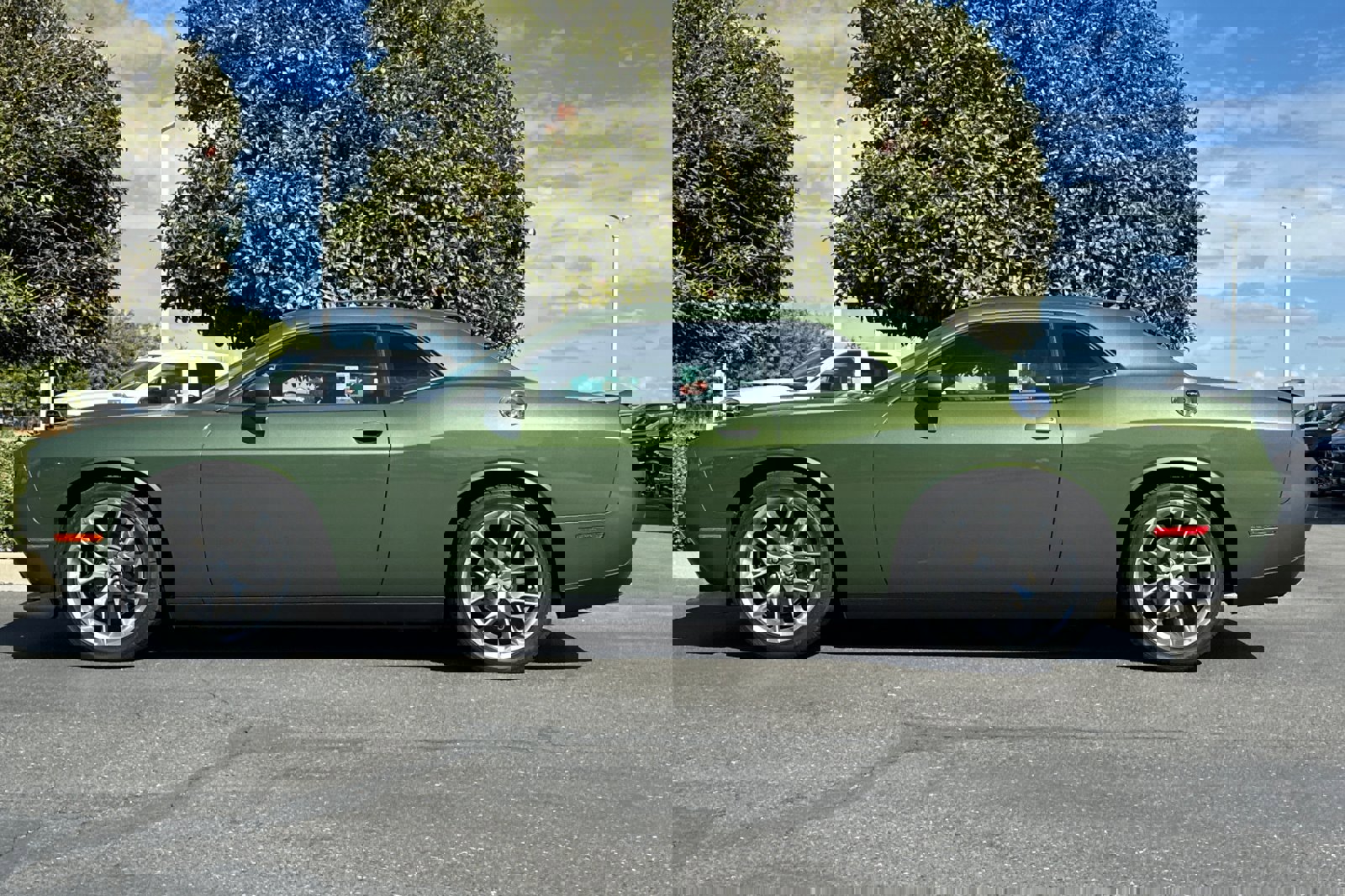 Used 2021 Dodge Challenger GT w/ Driver Convenience Group image 7