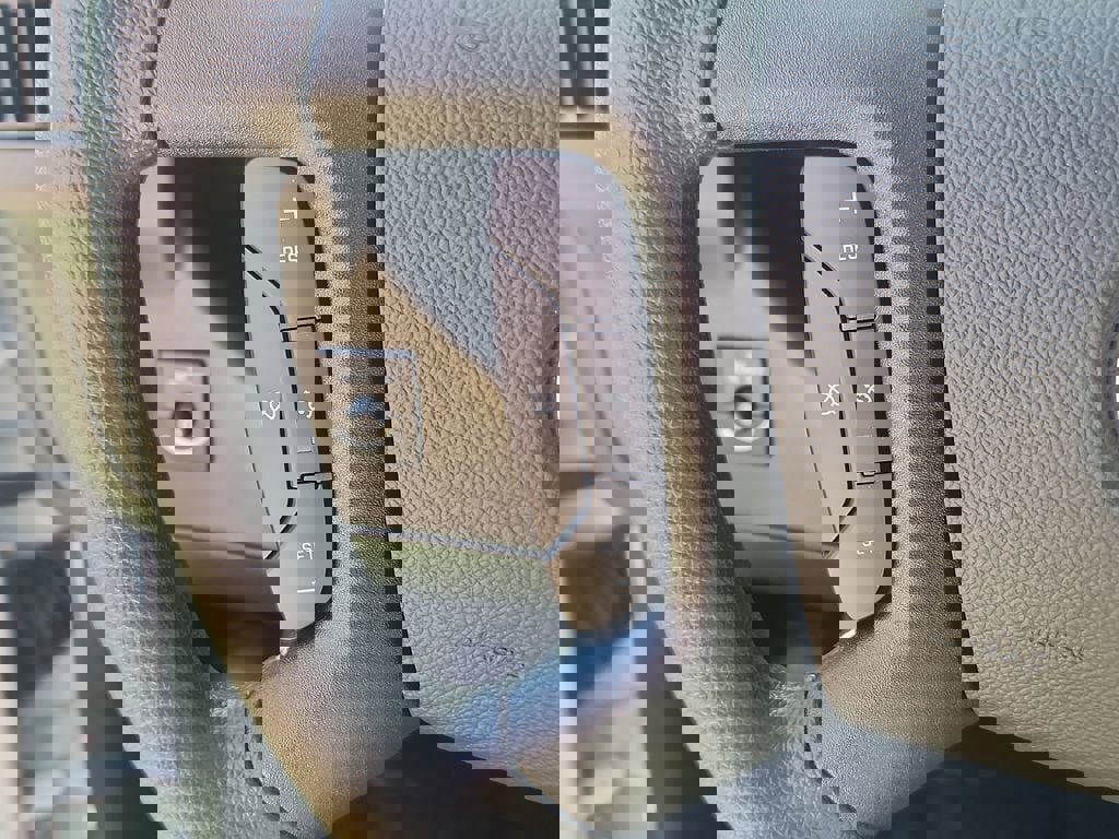 New 2025 GMC Savana 2500 Extended w/ Enhanced Convenience Package image 12