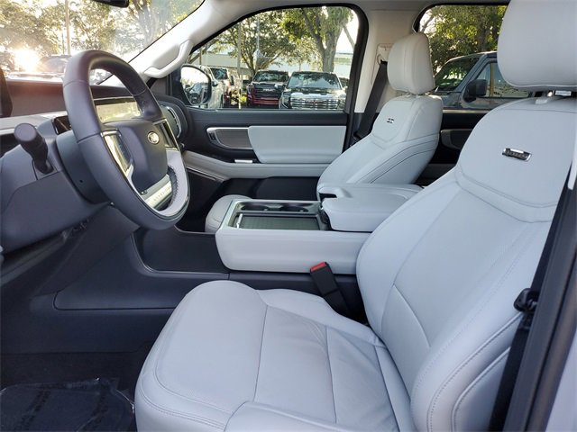 Used 2025 Ford Expedition Max Platinum w/ Driver's Package image 19