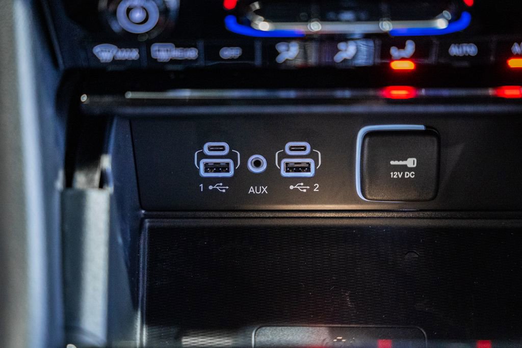 New 2025 Jeep Grand Cherokee Altitude w/ Trailer Tow Package image 23