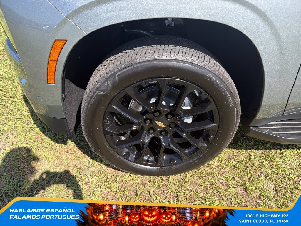 New 2026 Chevrolet Suburban LT w/ Comfort Package AWD/4WD image 10