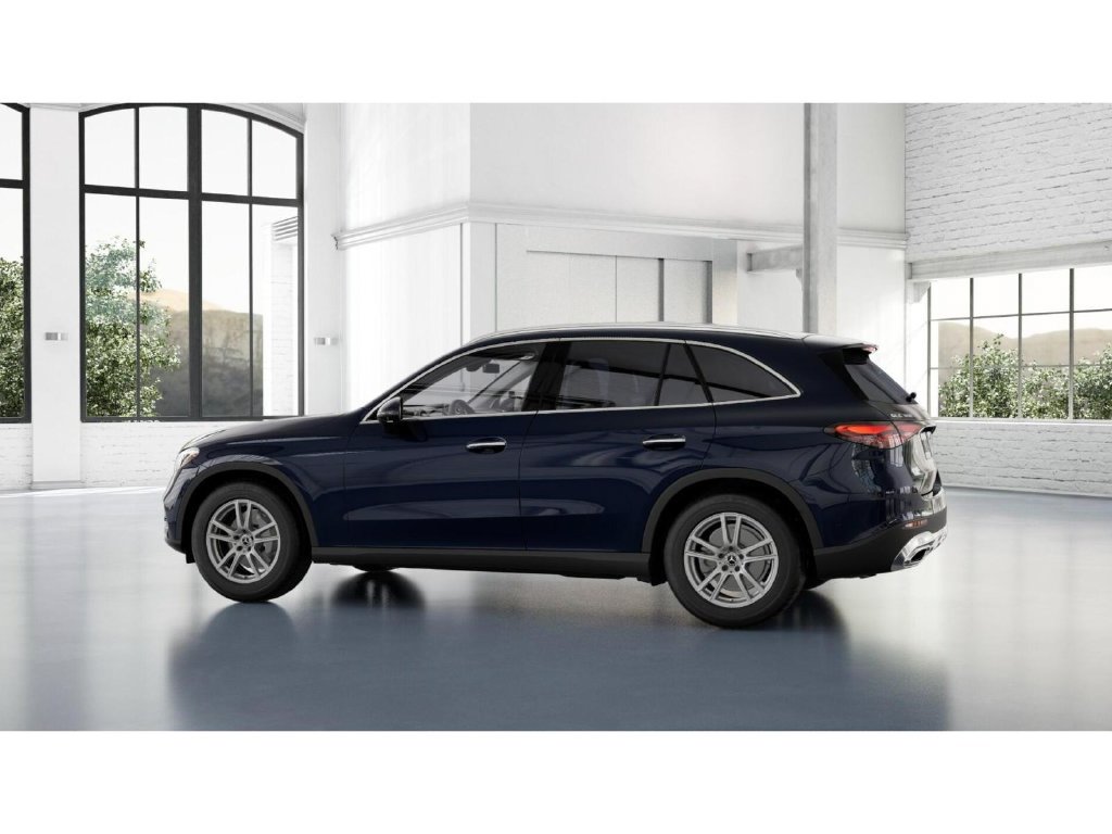 Used 2023 Mercedes-Benz GLC 300 4MATIC image 32