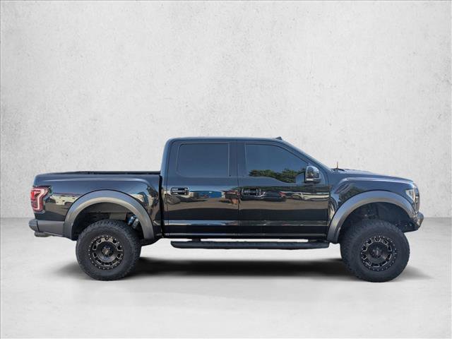 Used 2017 Ford F150 Raptor w/ Equipment Group 802A Luxury AWD/4WD image 4