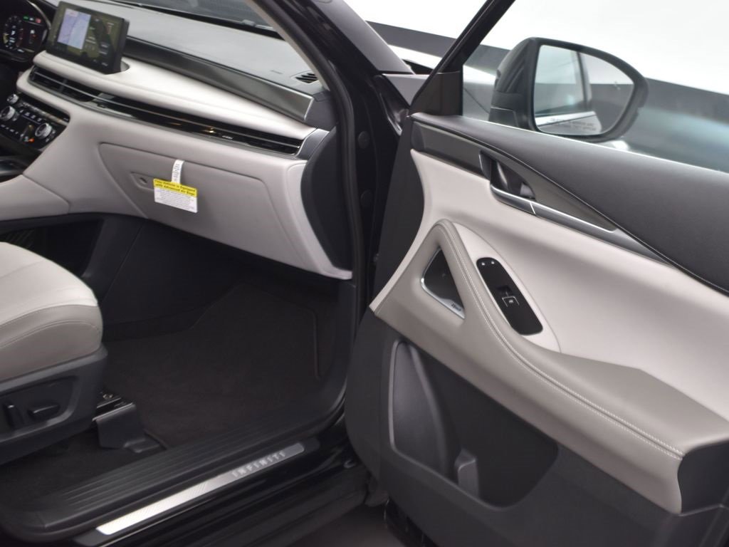 Used 2026 INFINITI QX60 Luxe w/ Cargo Package image 21