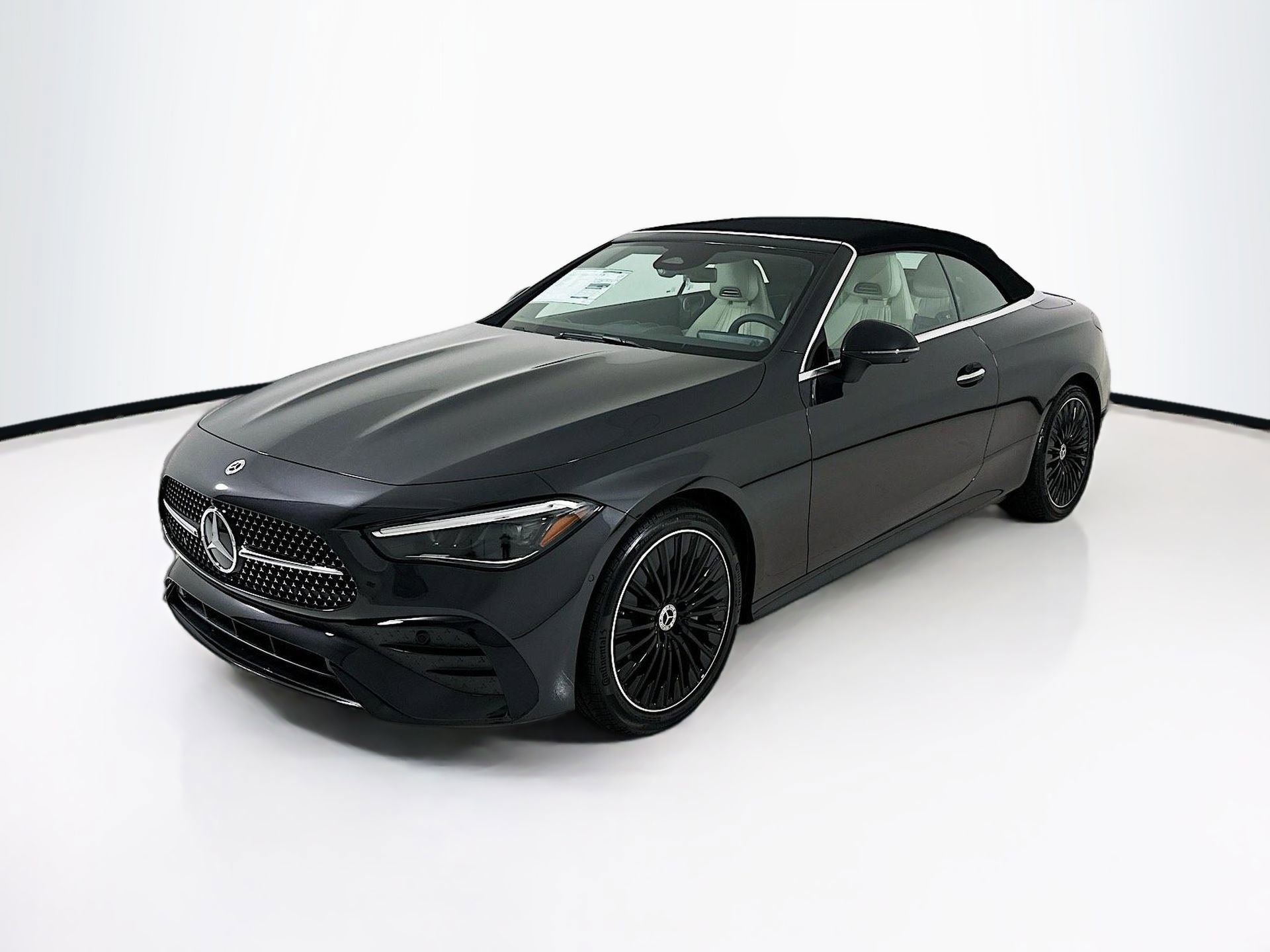 New 2026 Mercedes-Benz CLE 300 4MATIC Cabriolet image 3