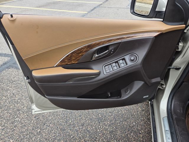 Used 2014 Buick LaCrosse Premium image 13