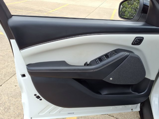 Used 2024 Ford Mustang Mach-E Premium AWD/4WD image 15