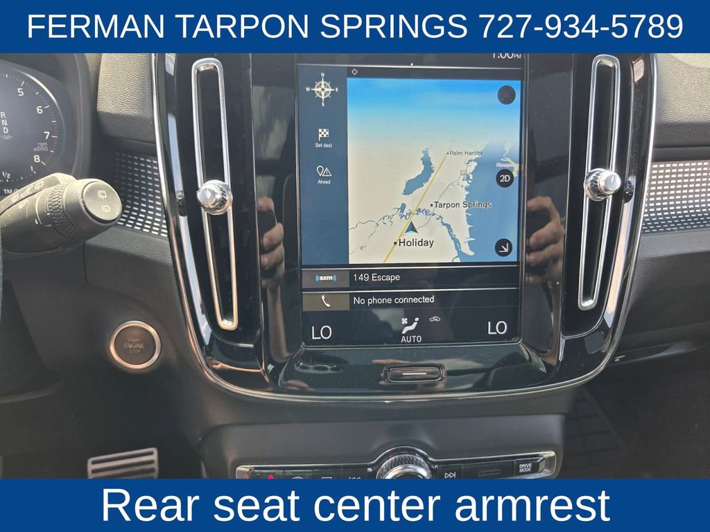 Used 2020 Volvo XC40 T4 R-Design w/ Protection Package Premier image 25