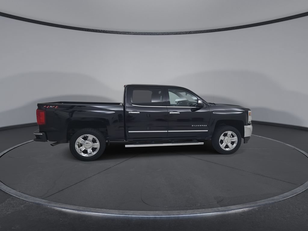 Used 2018 Chevrolet Silverado 1500 LTZ w/ Sport Package AWD/4WD image 18