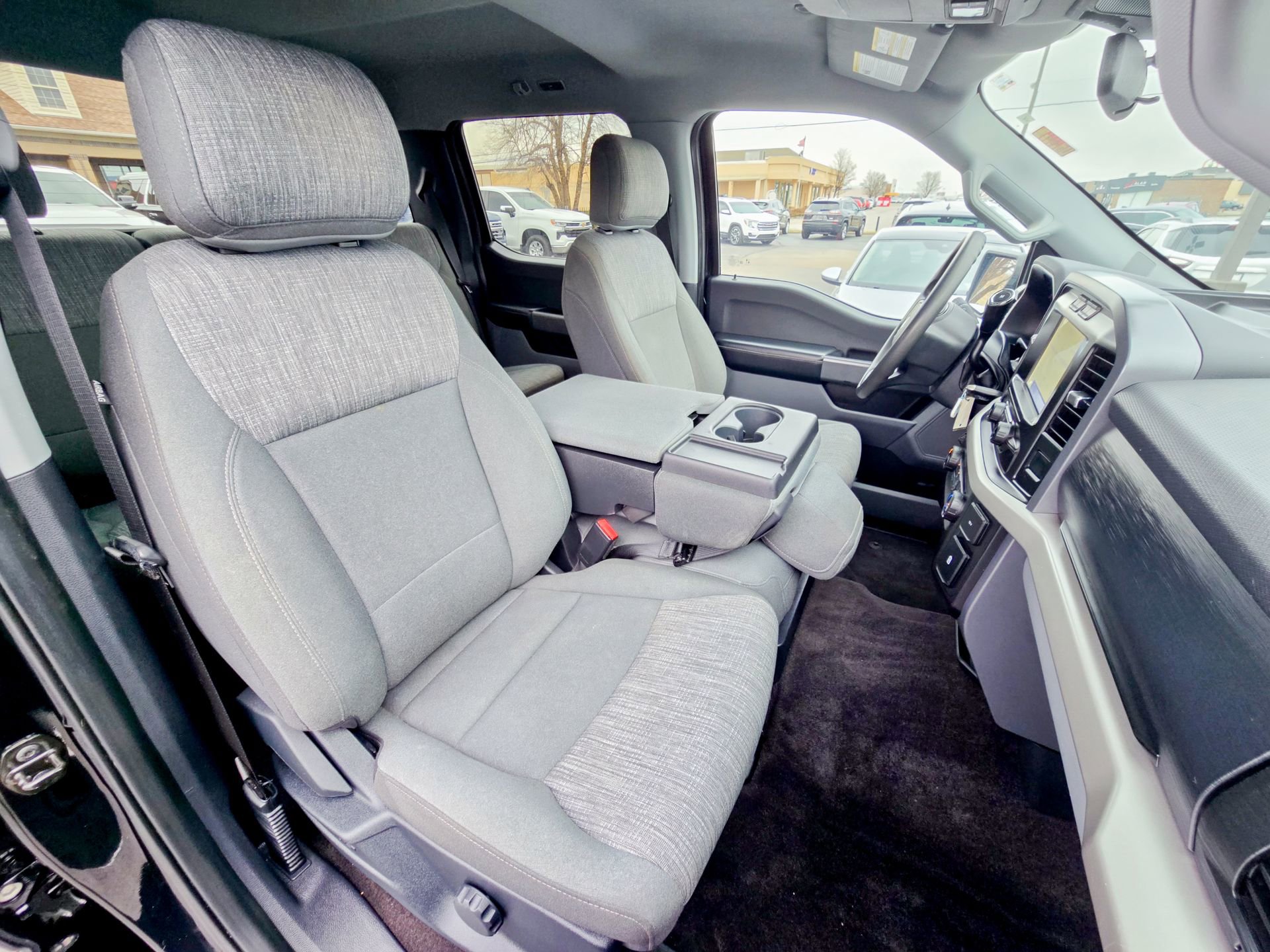 Used 2021 Ford F150 XLT w/ XTR Package image 19