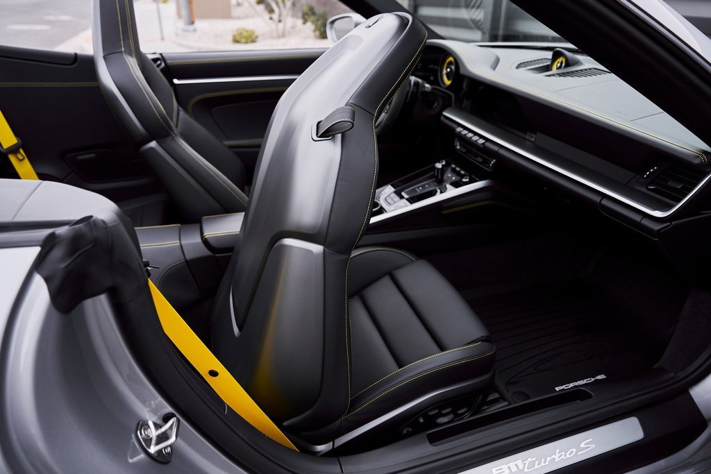 Used 2025 Porsche 911 Turbo S image 42