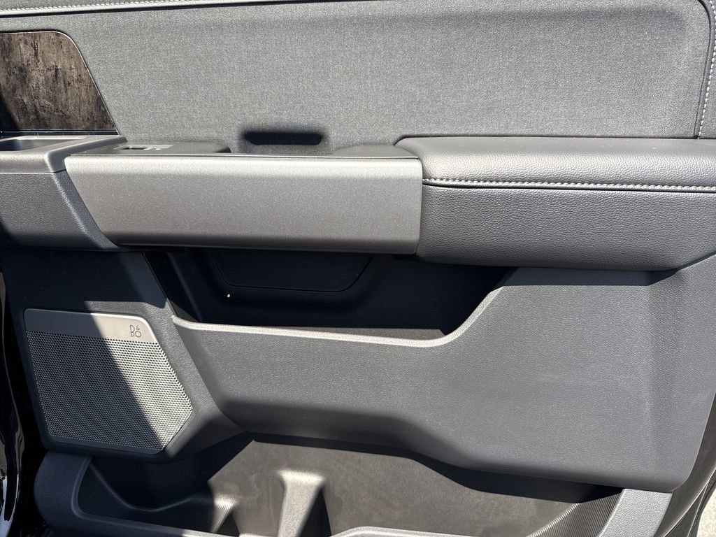 Used 2025 Ford F350 Lariat w/ Lariat Ultimate Package image 16