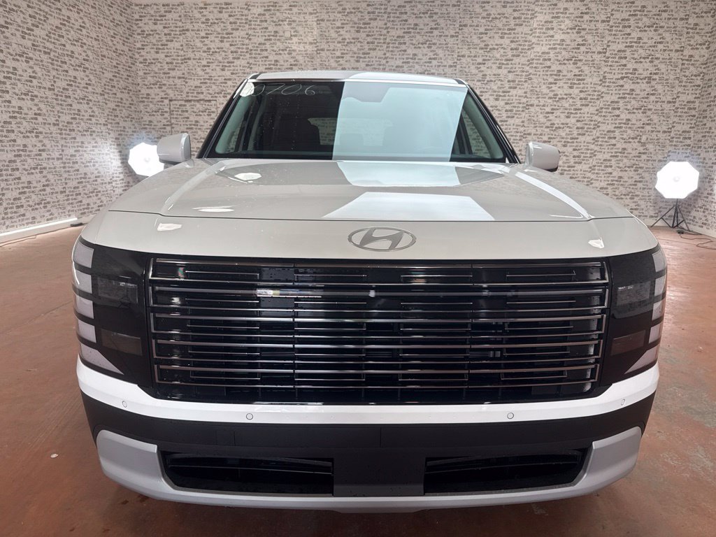 New 2027 Hyundai Palisade SE FWD image 2