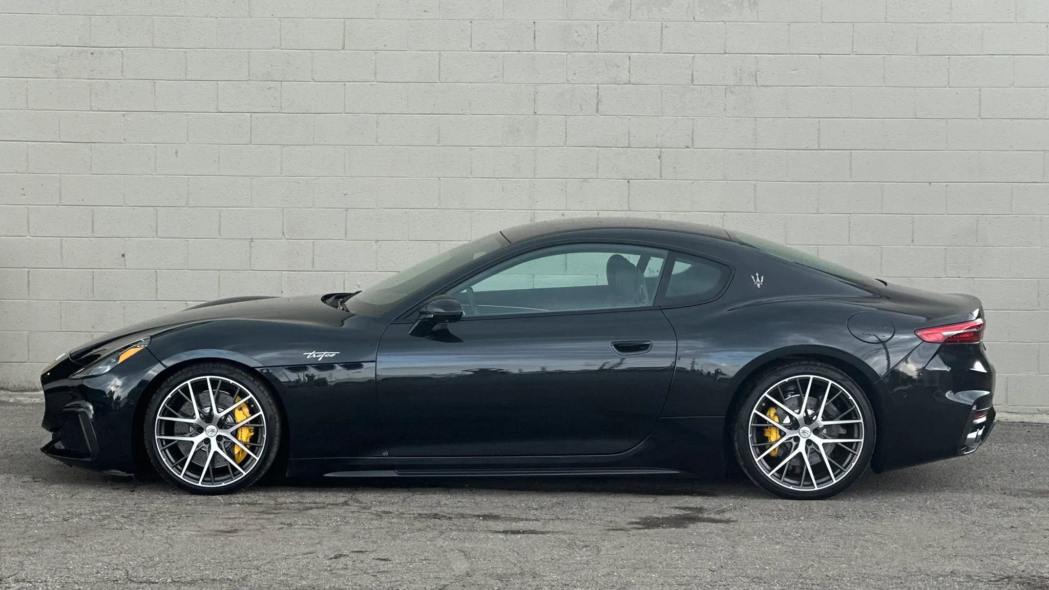 Used 2024 Maserati GranTurismo Trofeo AWD/4WD image 4