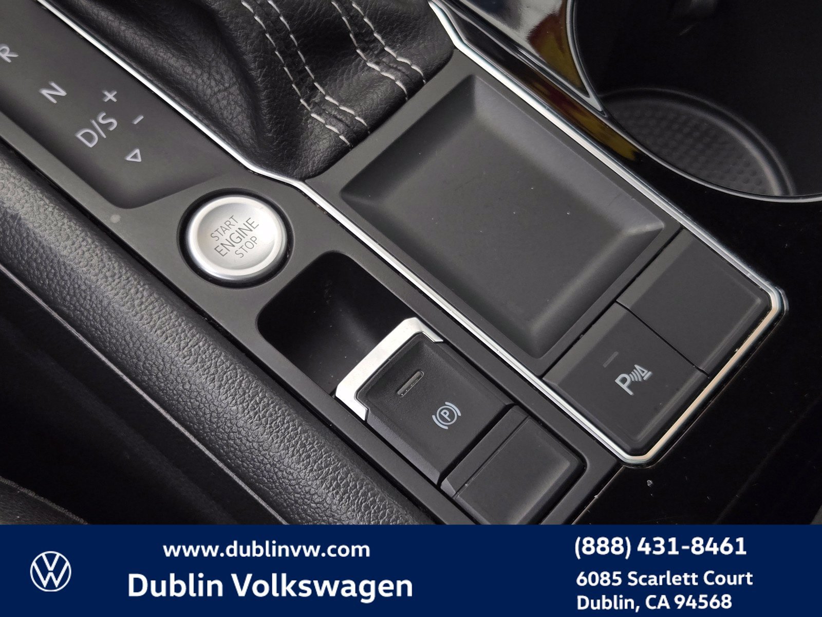 Used 2023 Volkswagen Atlas SE w/ Panoramic Sunroof Package FWD image 20