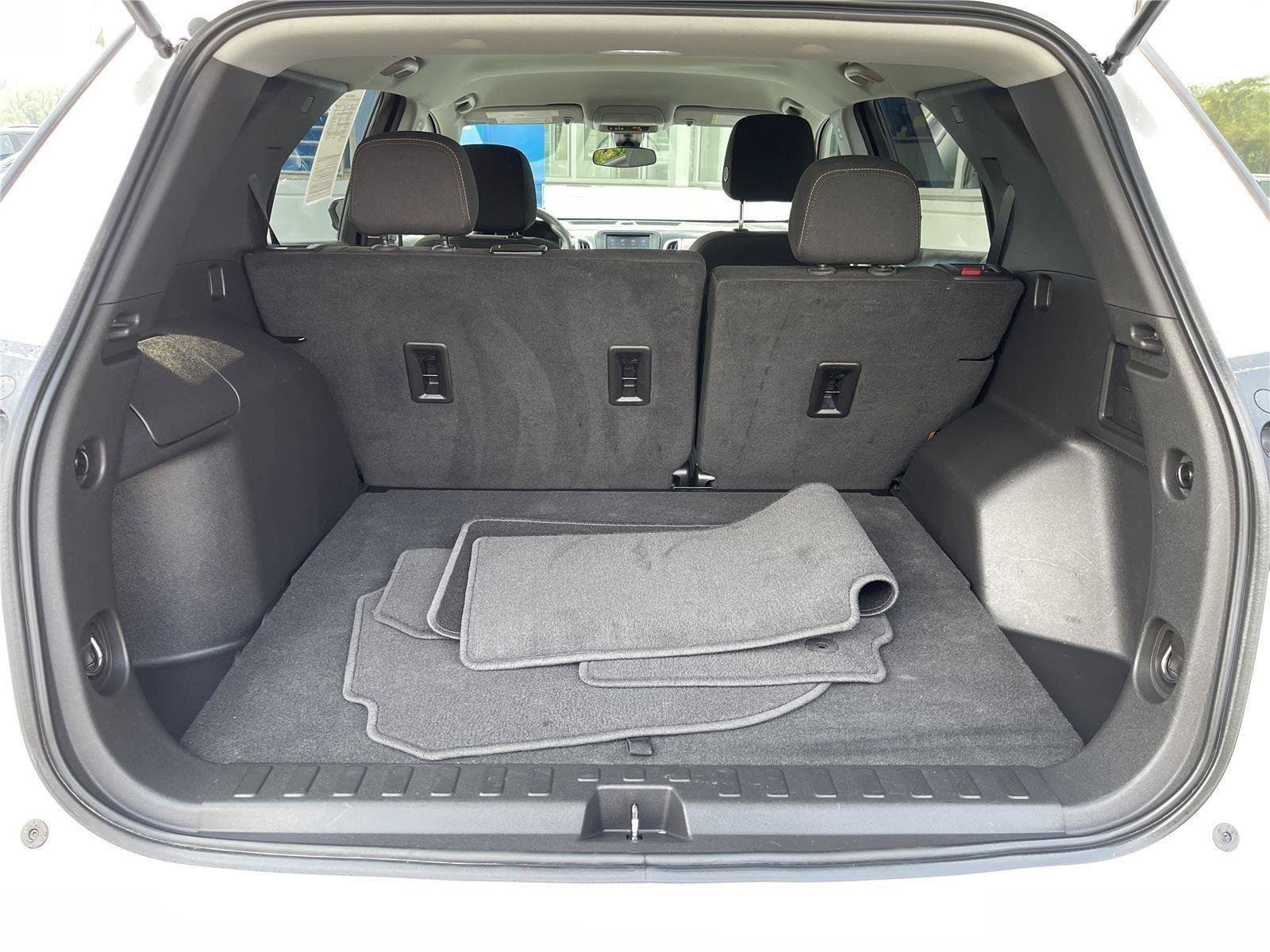 Used 2023 Chevrolet Equinox LT AWD/4WD image 35