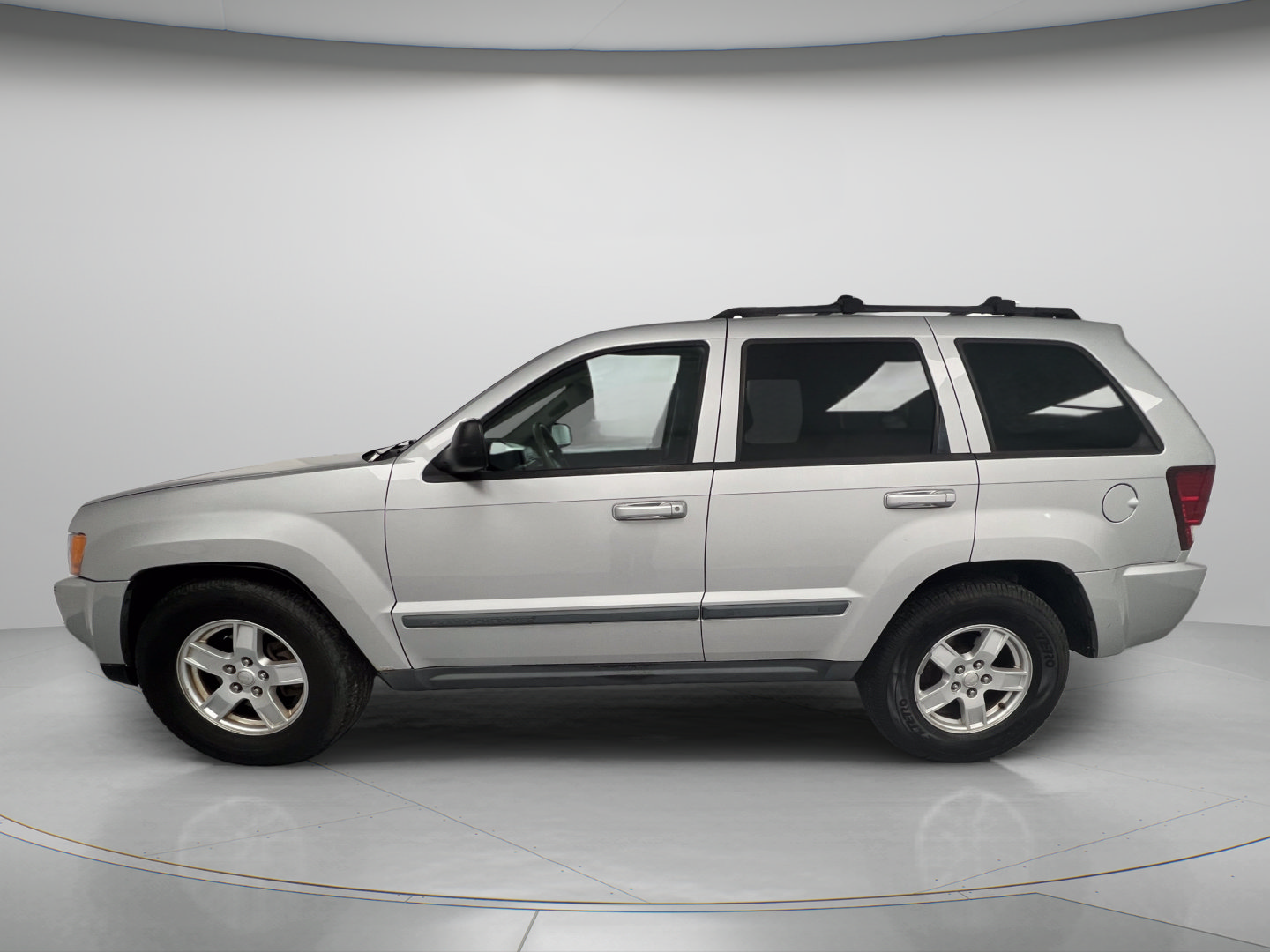 Used 2007 Jeep Grand Cherokee Laredo AWD/4WD image 5