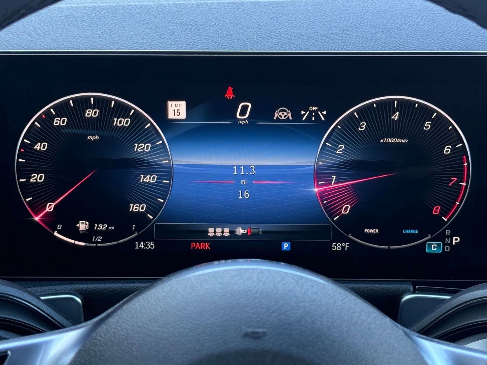 New 2026 Mercedes-Benz GLB 250 4MATIC image 18