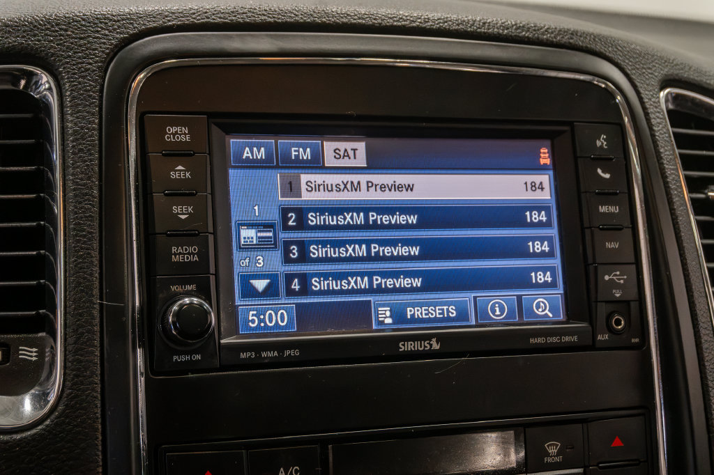 Used 2013 Dodge Durango R/T w/ Technology Group AWD/4WD image 19