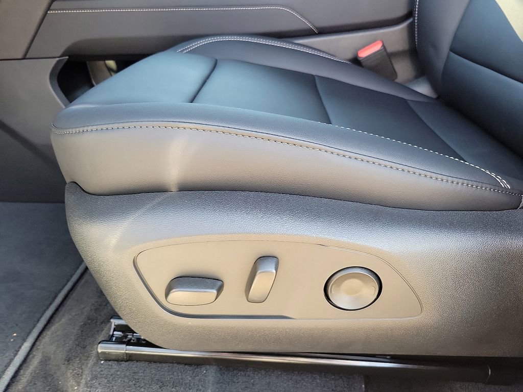 New 2026 GMC Acadia Elevation w/ Black Edition image 14